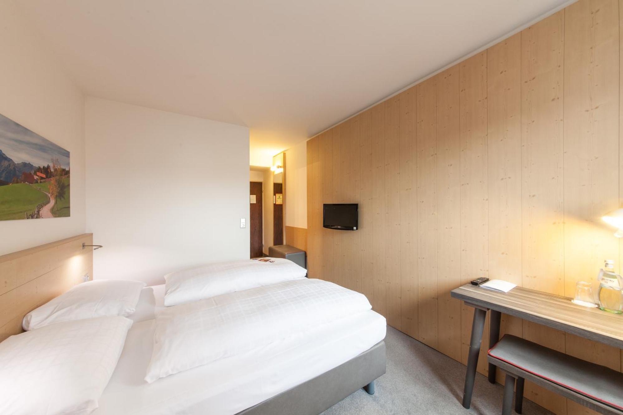 Standard Double Room,1742567865:JPEG